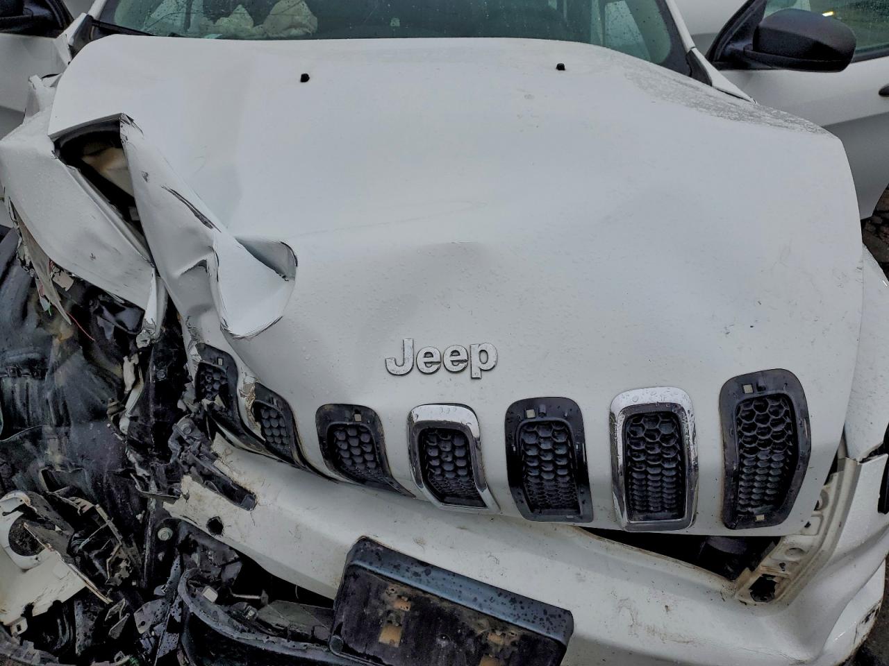 JEEP GRAND CHEROKEE SPORT