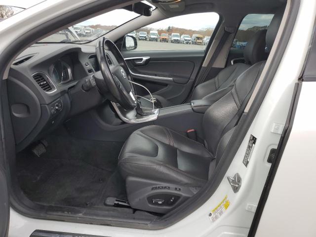 2015 VOLVO V60 CROSS YV4612HK8F1000451