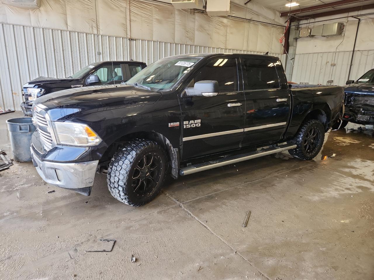 RAM 1500 SLT