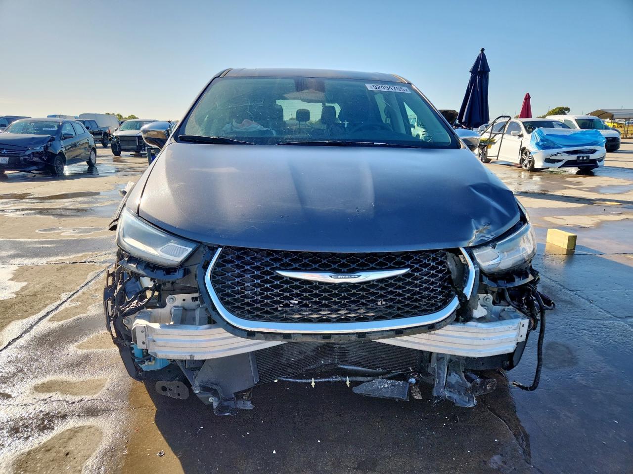 CHRYSLER PACIFICA HYBRID LIMITED