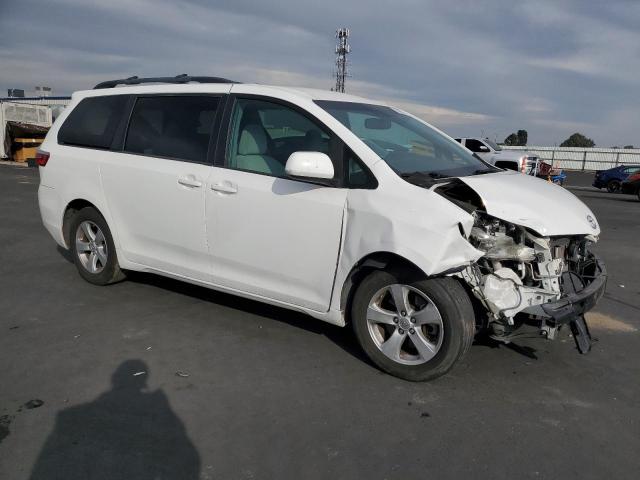 2017 TOYOTA SIENNA LE #3305443157