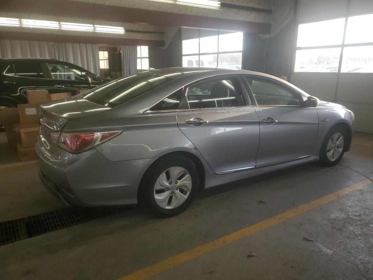 HYUNDAI SONATA HYBRID