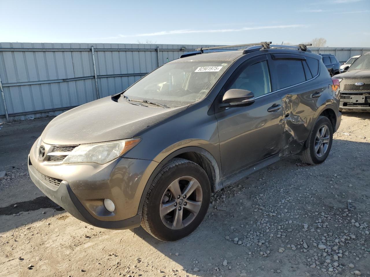 TOYOTA RAV4 XLE