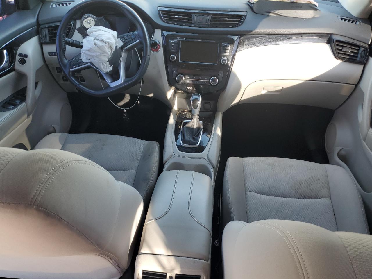 NISSAN ROGUE SPORT S