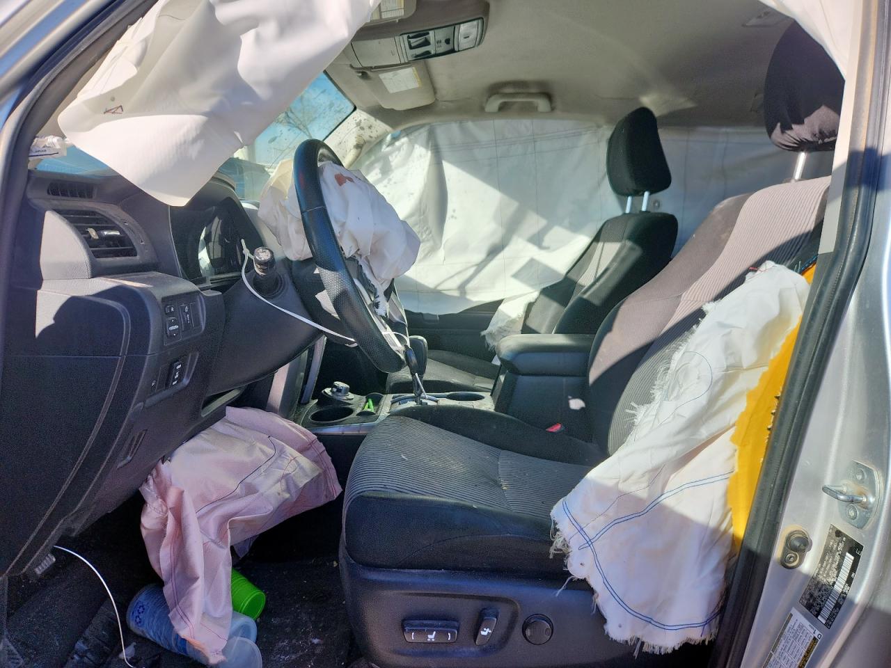 TOYOTA 4RUNNER SR5/SR5 PREMIUM