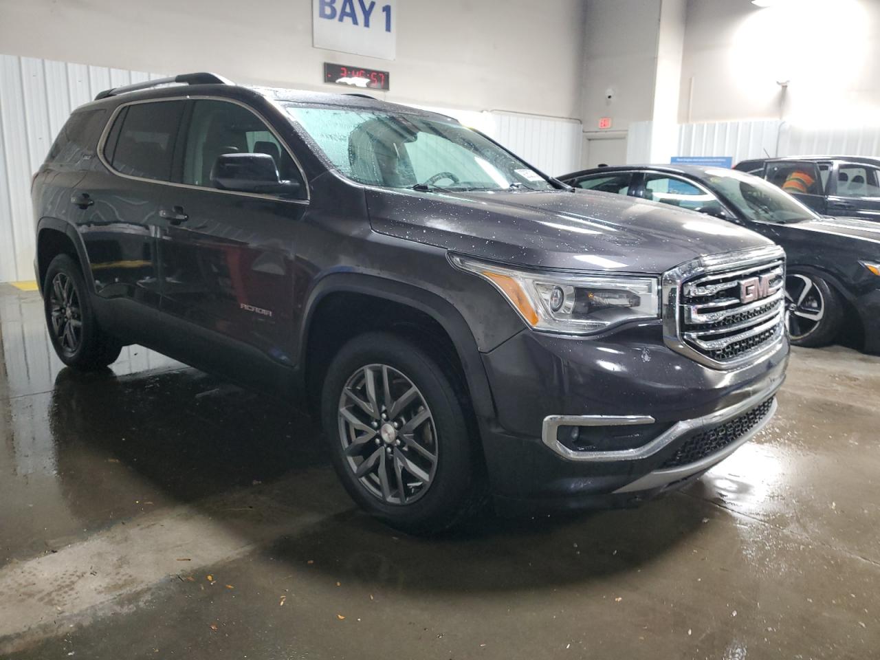 GMC ACADIA SLT-1