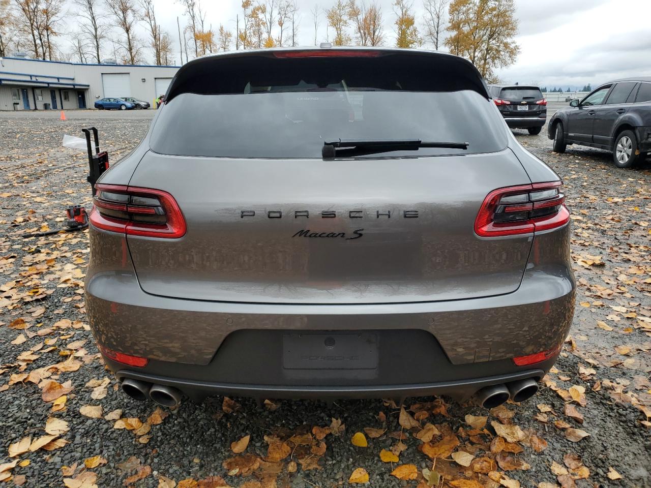 PORSCHE MACAN S