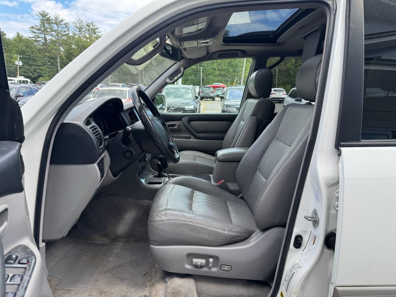 Lot #3285723658 2005 TOYOTA LAND CRUIS