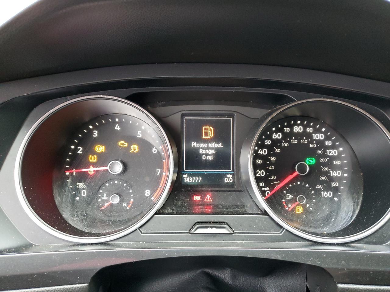 VOLKSWAGEN TIGUAN SE