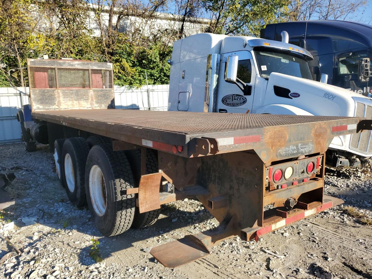 Lot #3291252005 2005 MACK 700 CV700