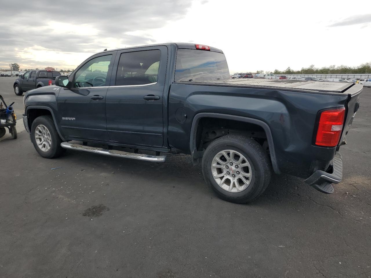 GMC SIERRA K1500 SLE