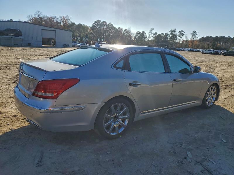 2011 HYUNDAI EQUUS SIGN #3303816457