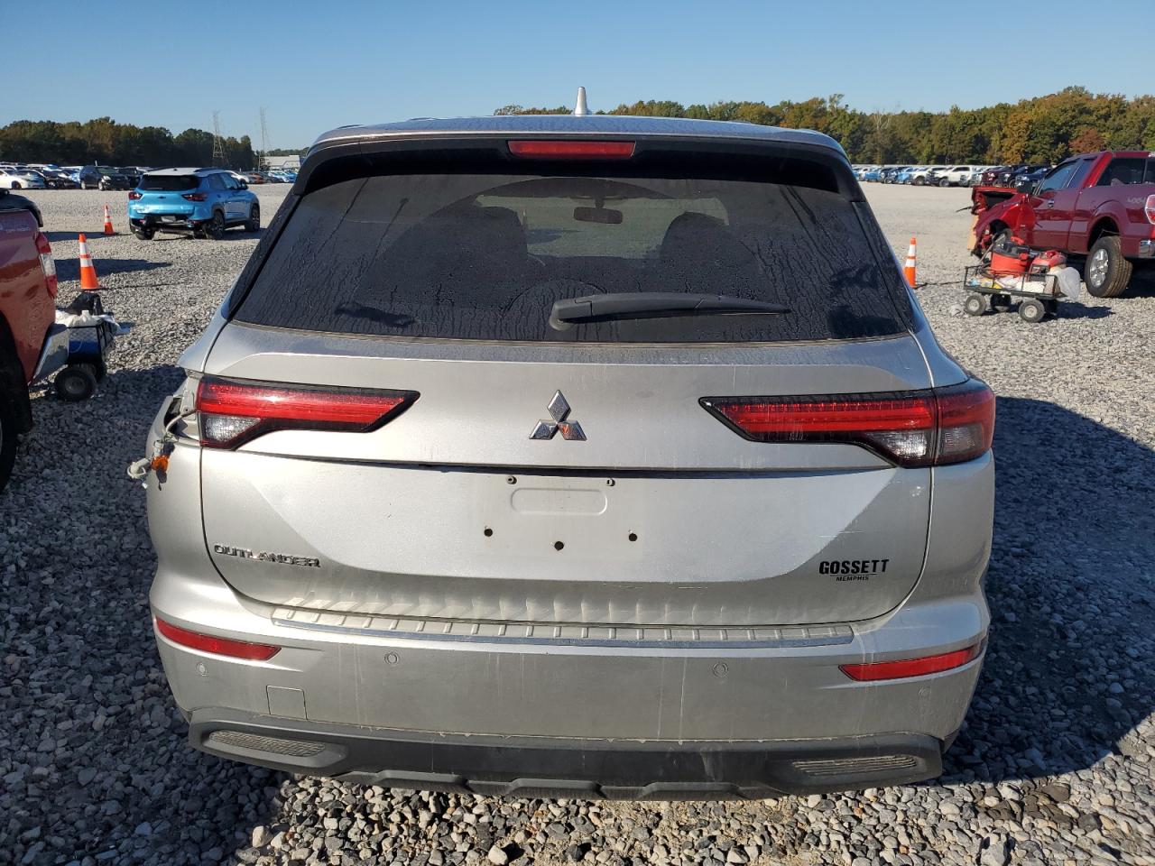 MITSUBISHI OUTLANDER ES