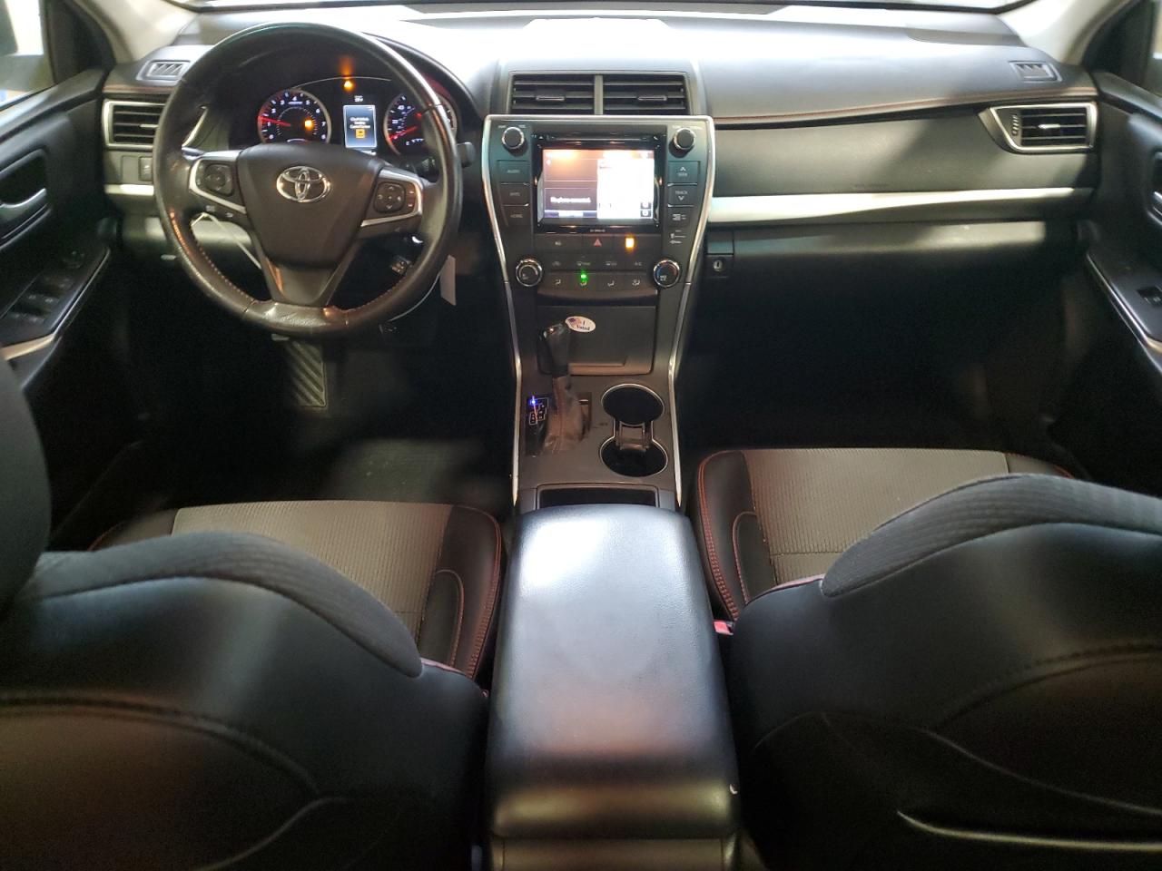 Lot #3311621247 2017 TOYOTA CAMRY LE