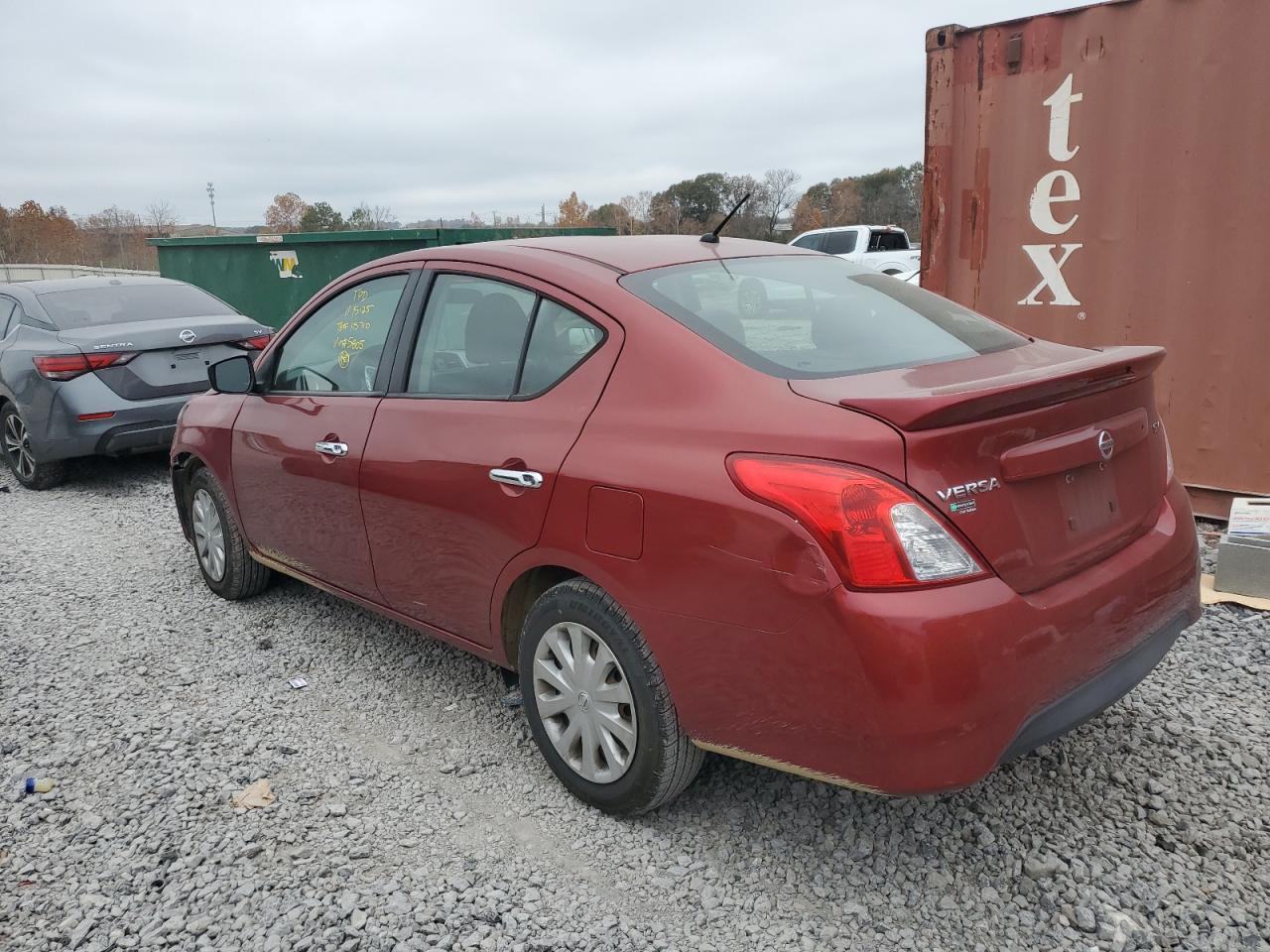 Lot #3302869934 2017 NISSAN VERSA S