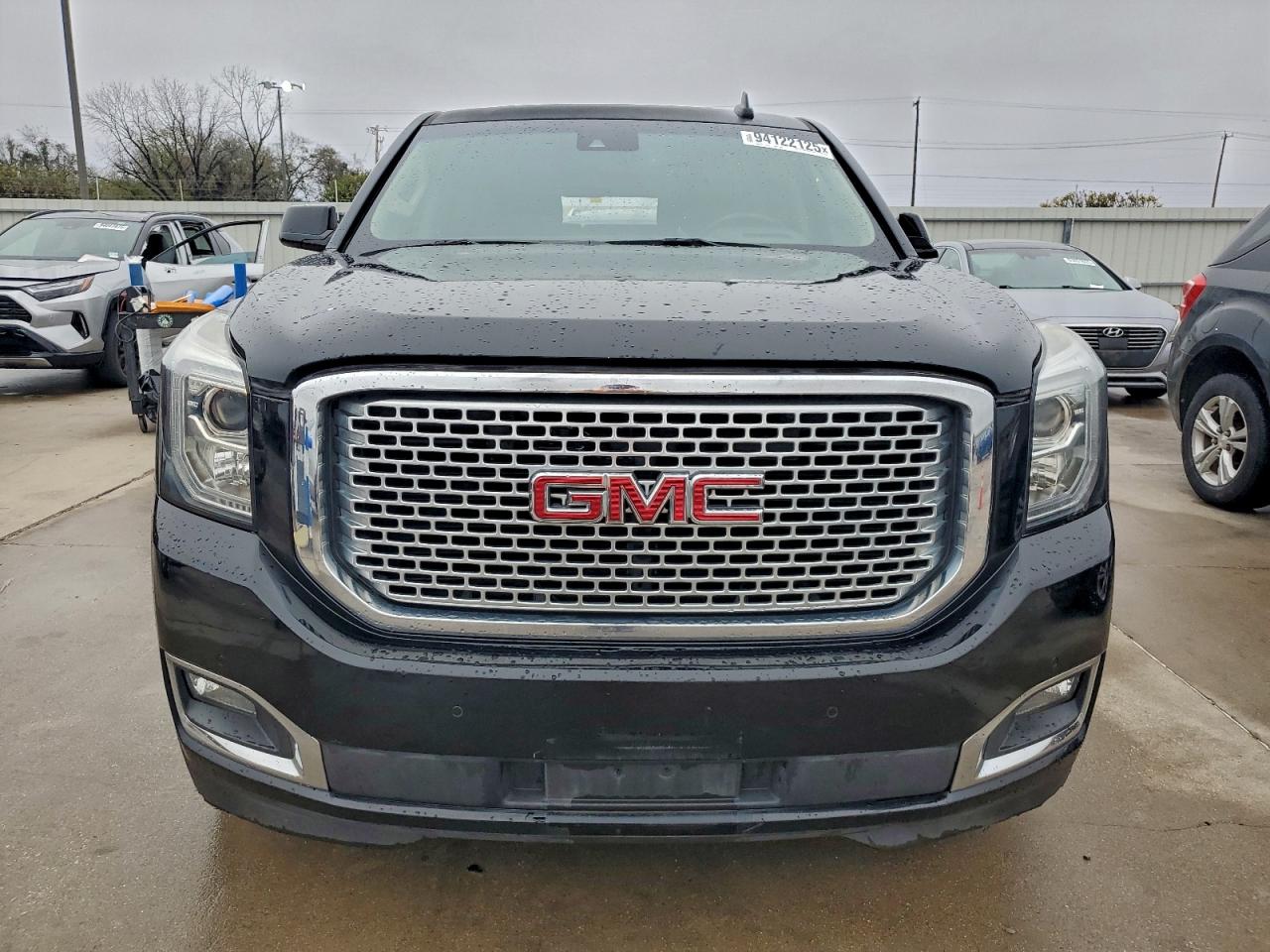GMC YUKON DENALI