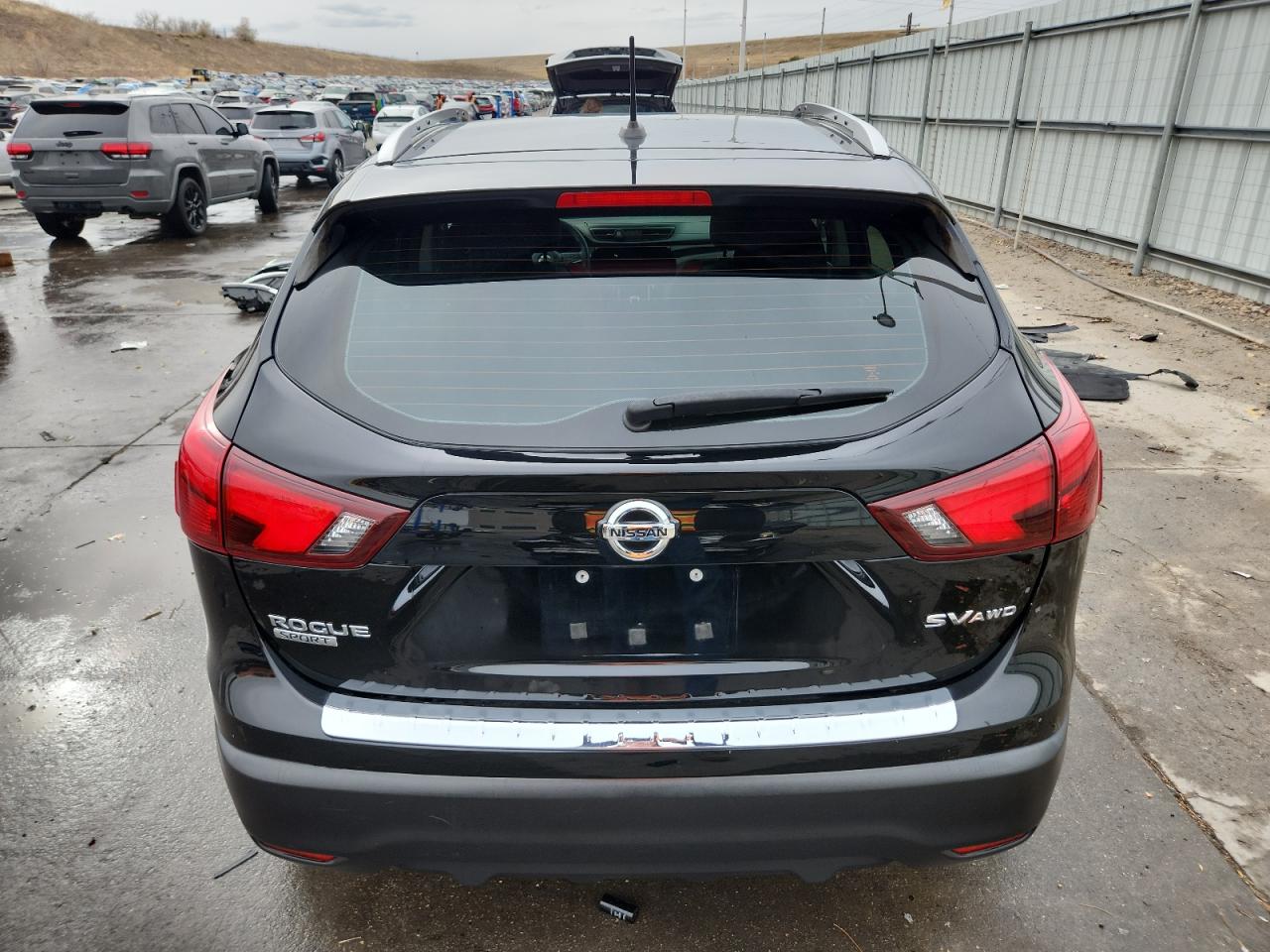NISSAN ROGUE SPORT S