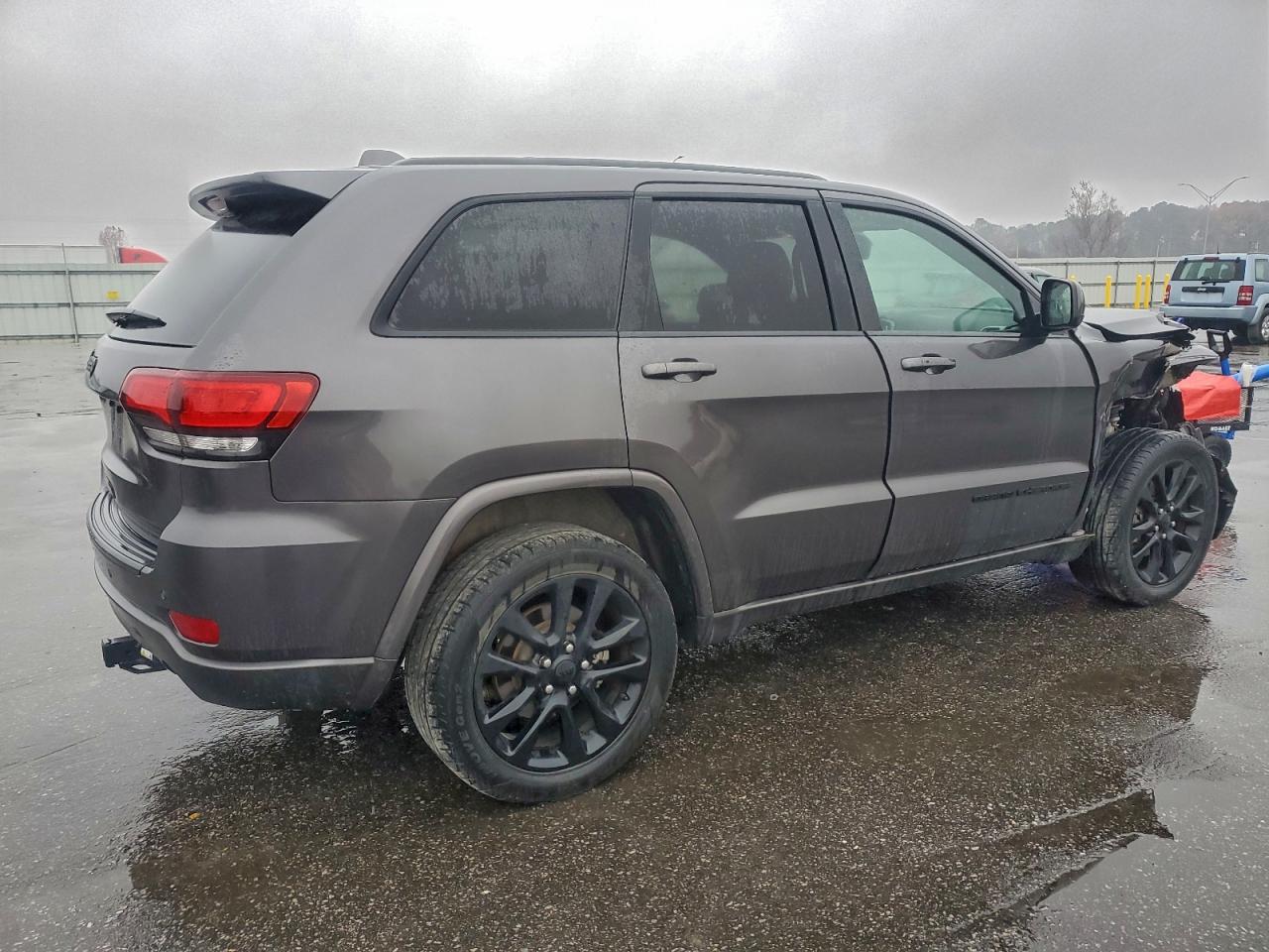 JEEP GRAND CHEROKEE LAREDO