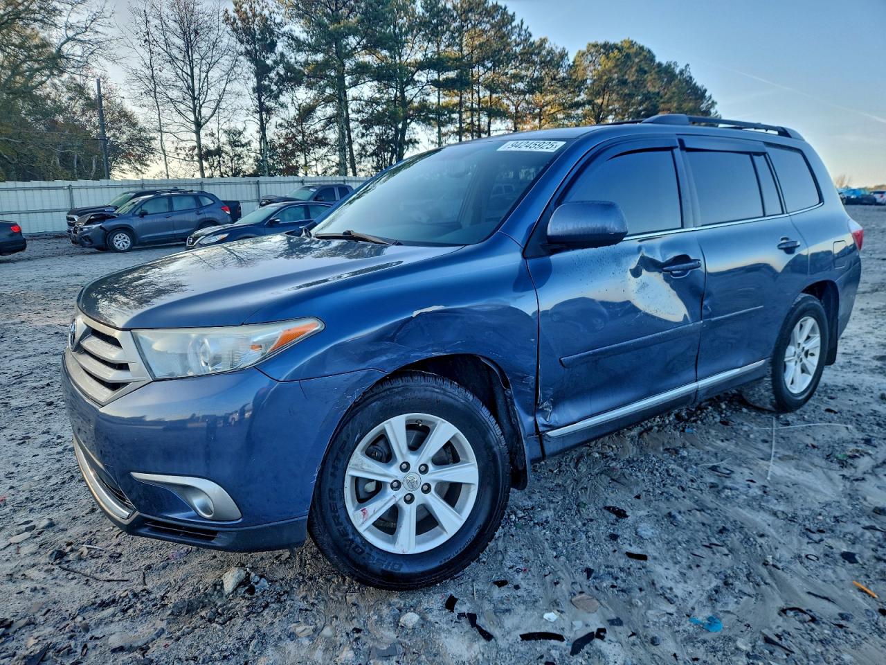 TOYOTA HIGHLANDER BASE