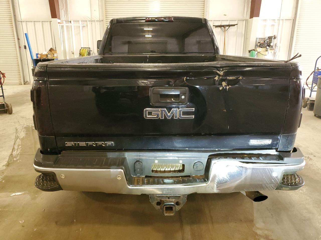 GMC SIERRA K2500 SLE