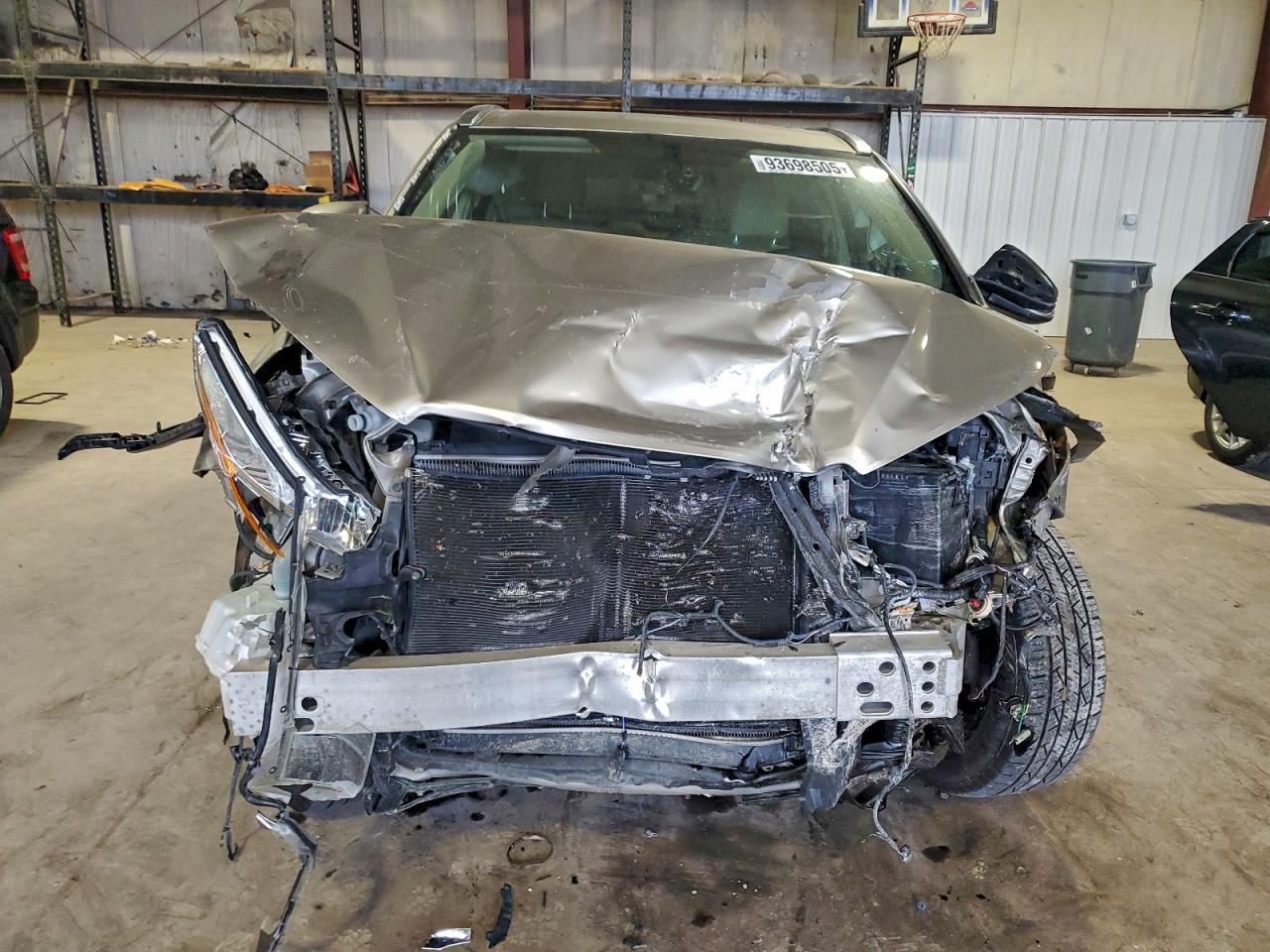 TOYOTA HIGHLANDER XLE