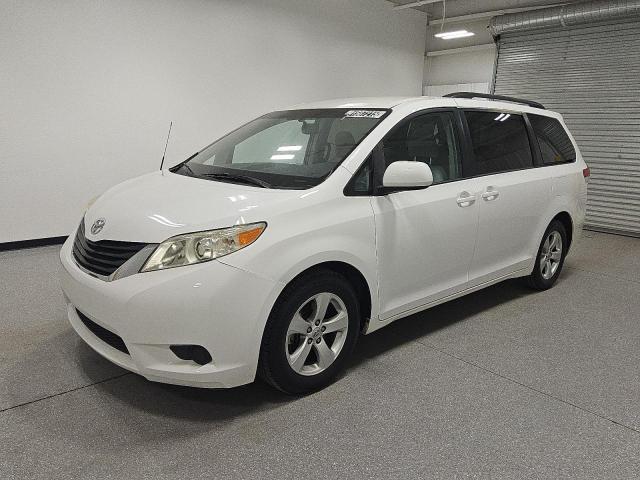 Global Auto Auctions: 2014 TOYOTA SIENNA LE
