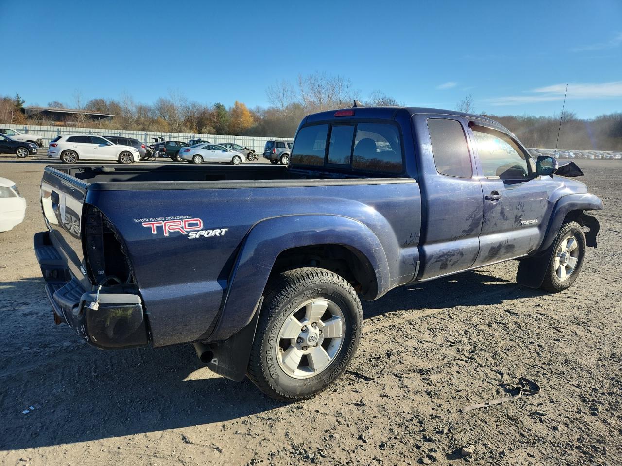 TOYOTA TACOMA