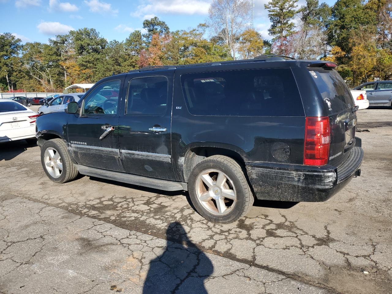 CHEVROLET SUBURBAN C1500 LTZ