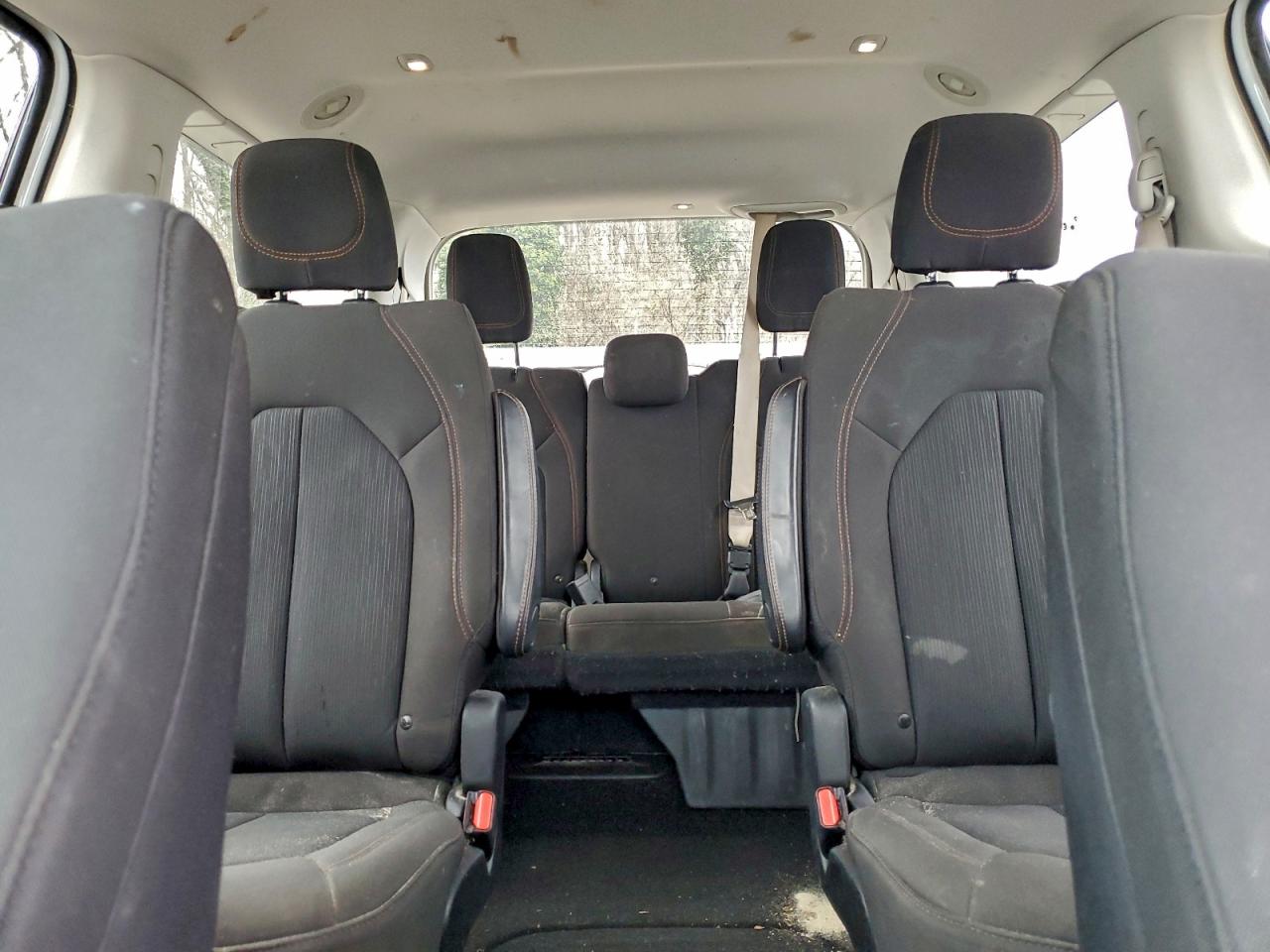 CHRYSLER PACIFICA TOURING