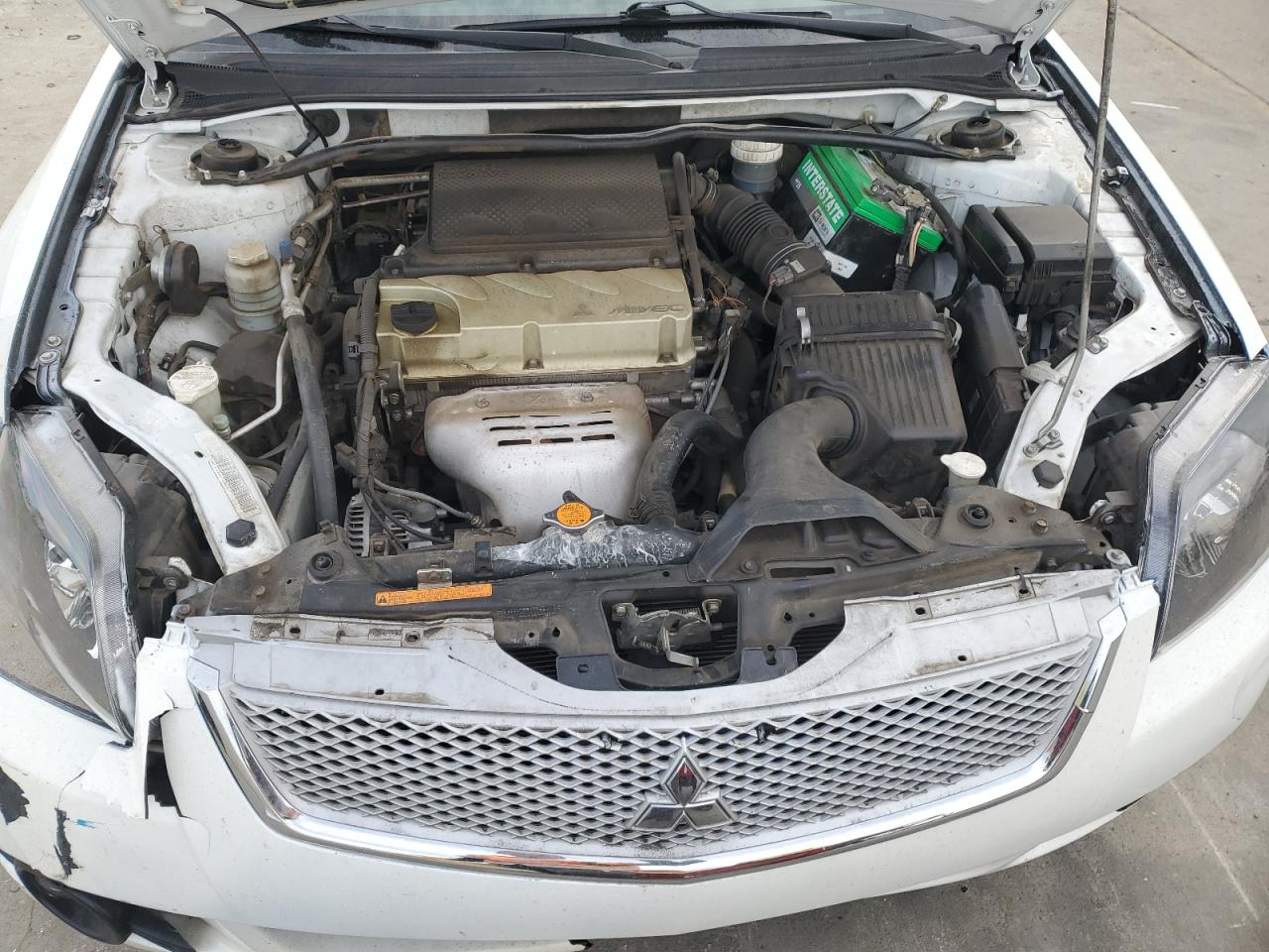 MITSUBISHI GALANT ES