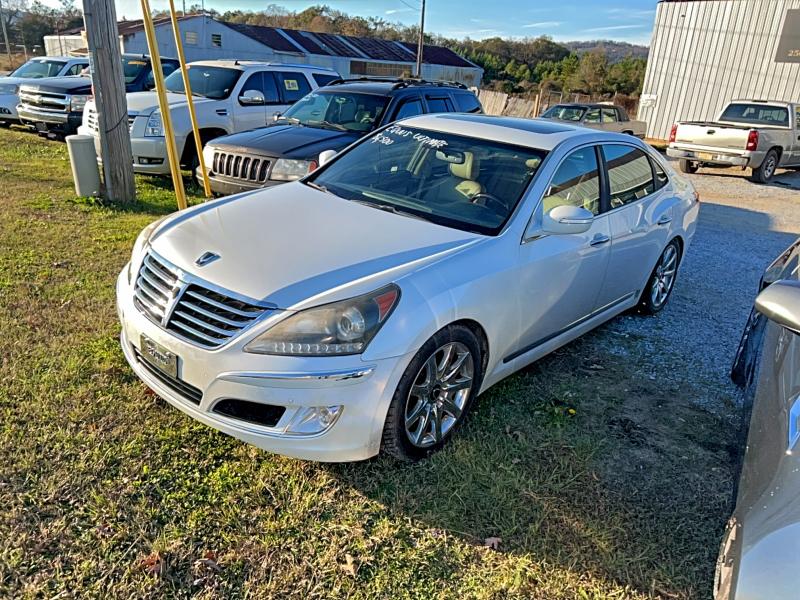 2012 HYUNDAI EQUUS SIGN #3302720015