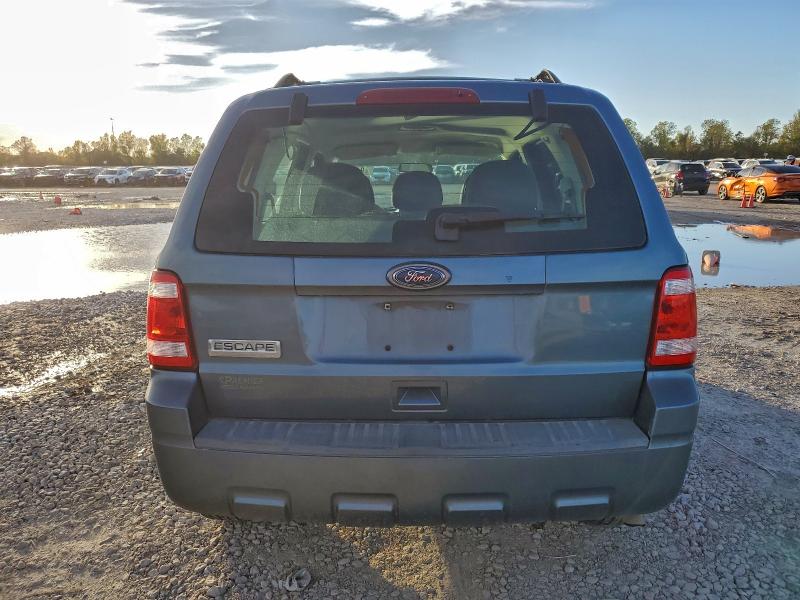 2010 FORD ESCAPE XLS #3304818536