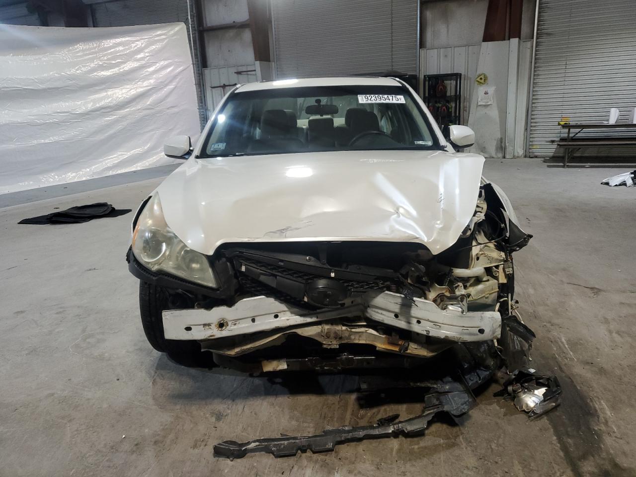 SUBARU LEGACY 3.6R PREMIUM