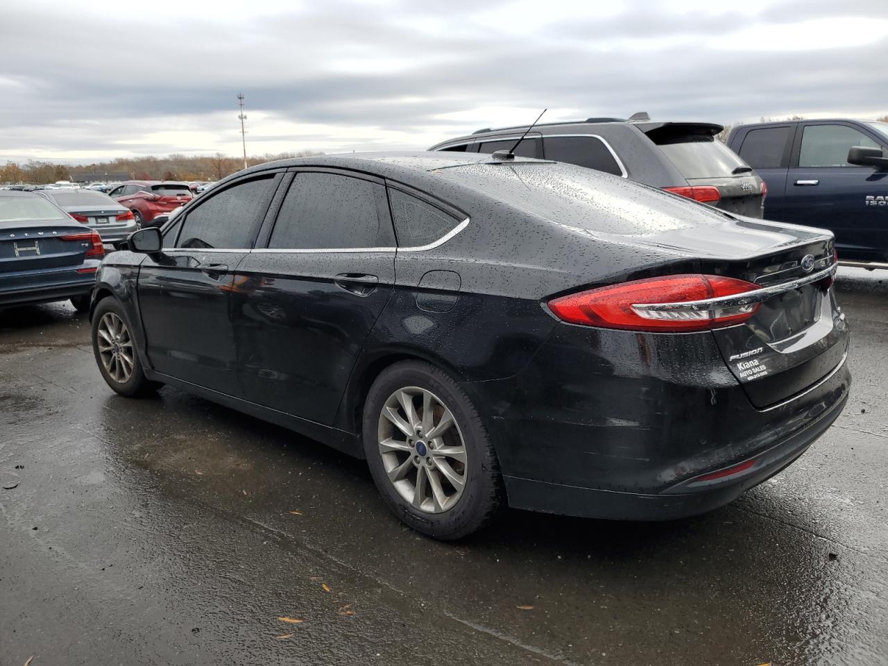 FORD FUSION SE