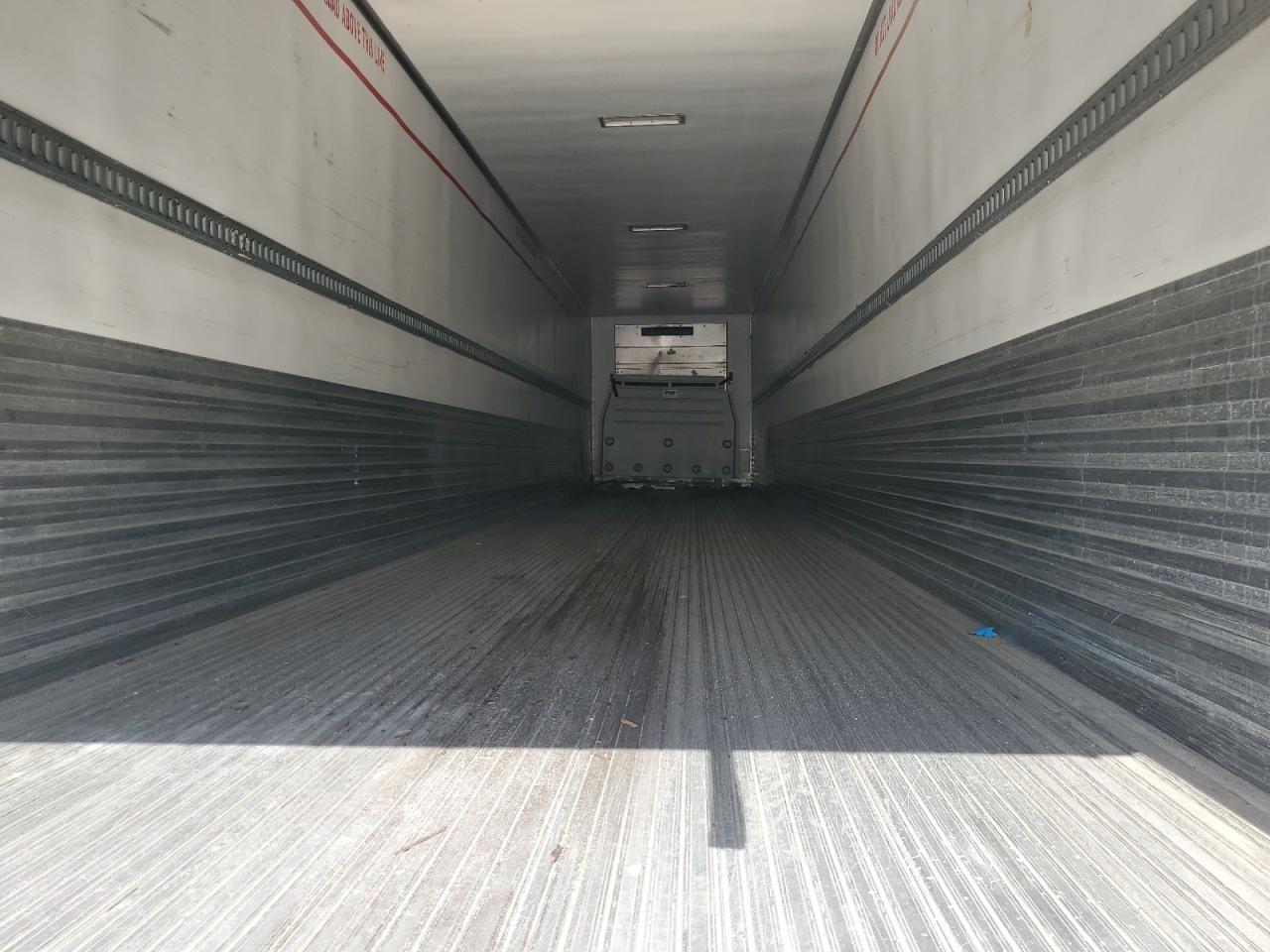 Lot #3296953851 2015 UTILITY VS2RA