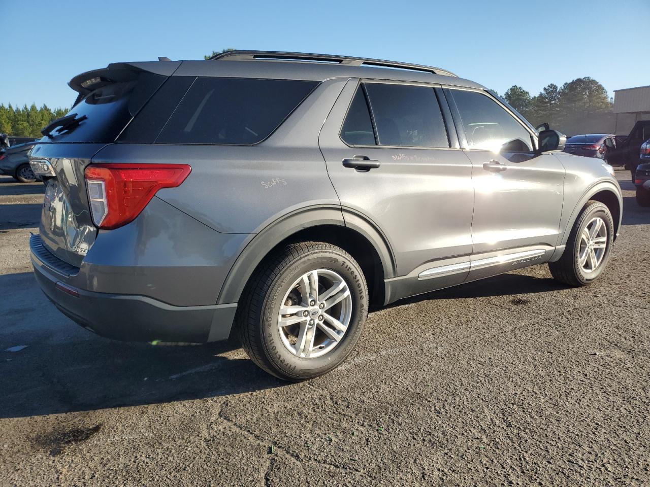 FORD EXPLORER XLT
