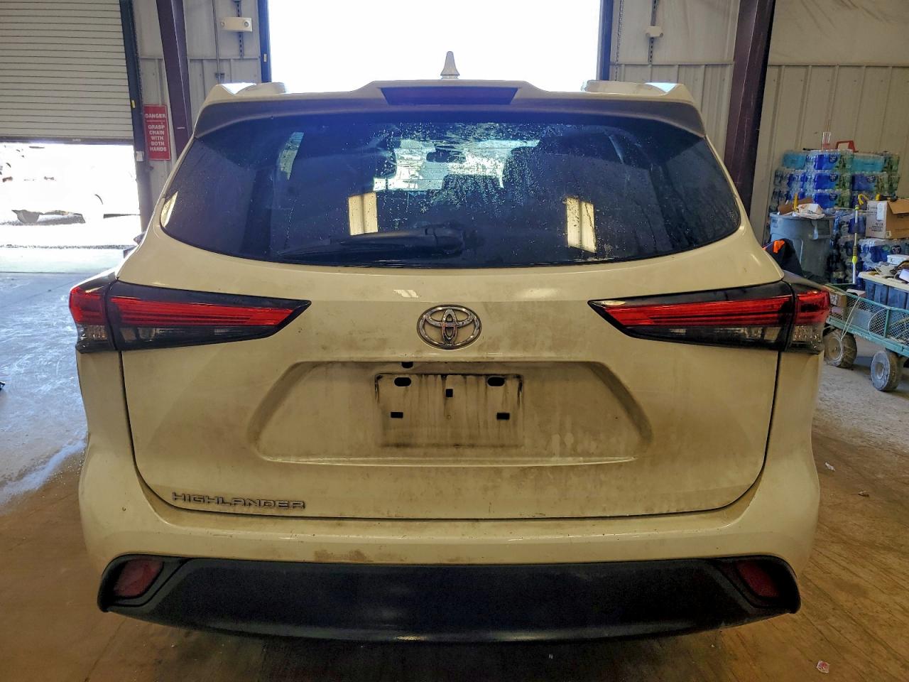 Lot #3318913916 2021 TOYOTA HIGHLANDER