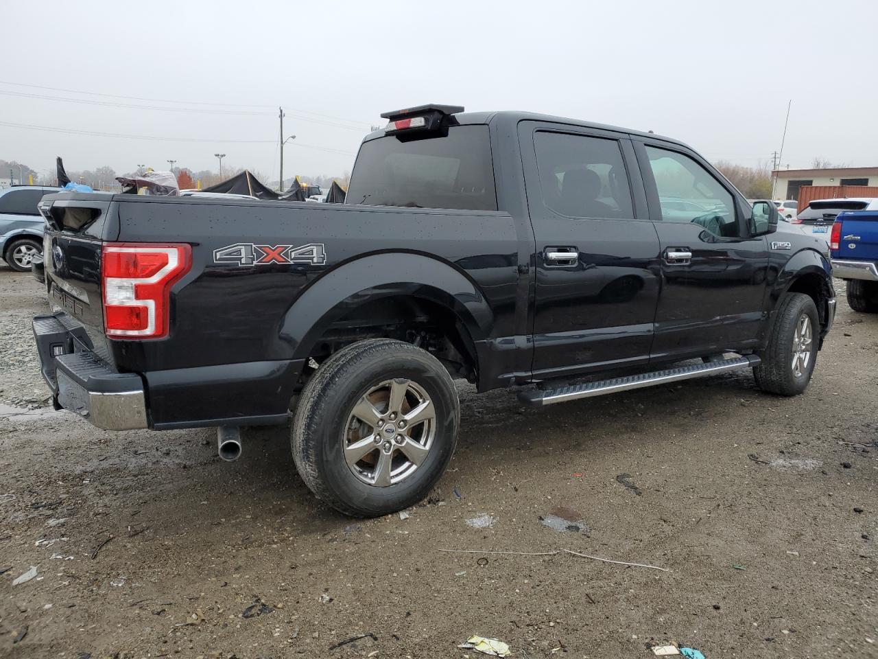 FORD F-150 SUPERCREW