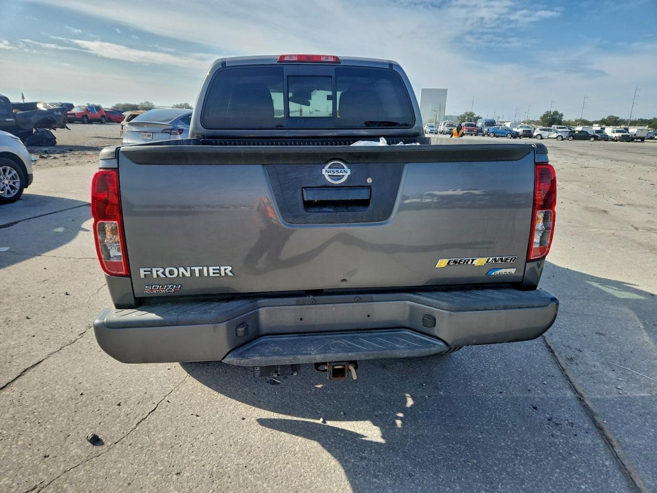 NISSAN FRONTIER S