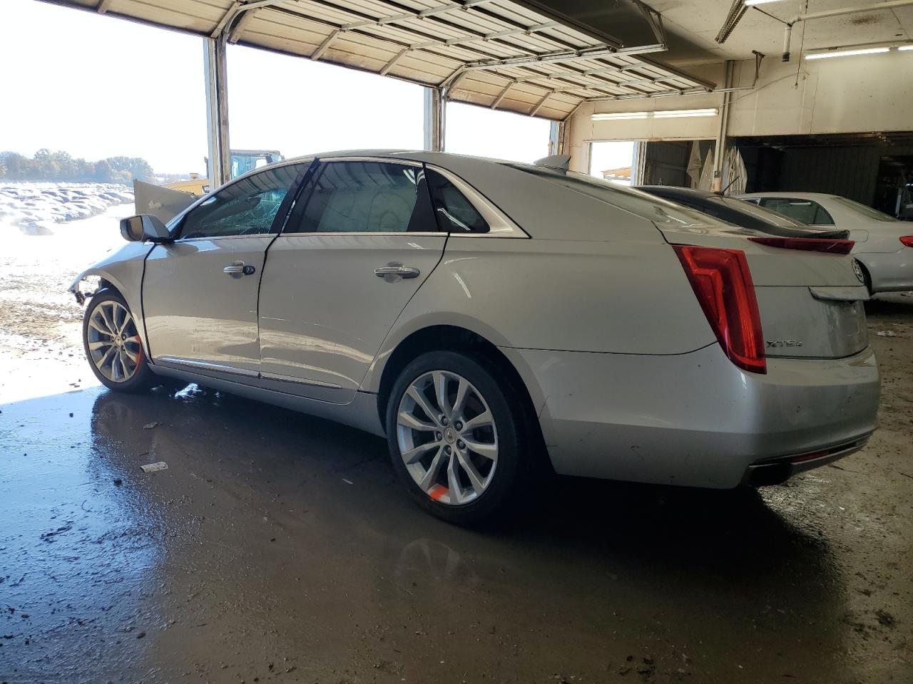 CADILLAC XTS LUXURY COLLECTION