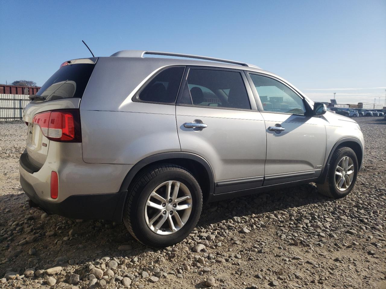 KIA SORENTO LX