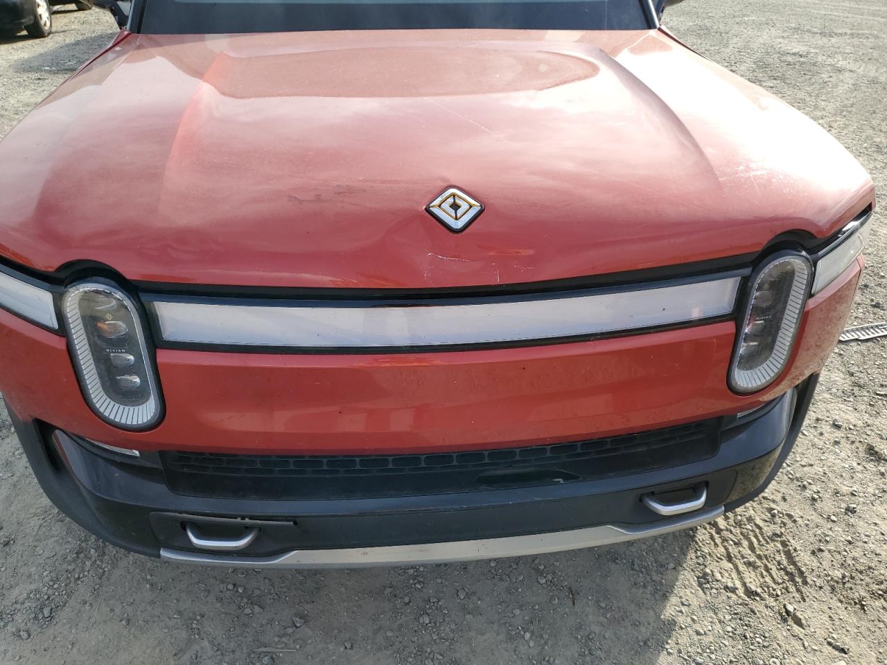 RIVIAN R1T ADVENTURE