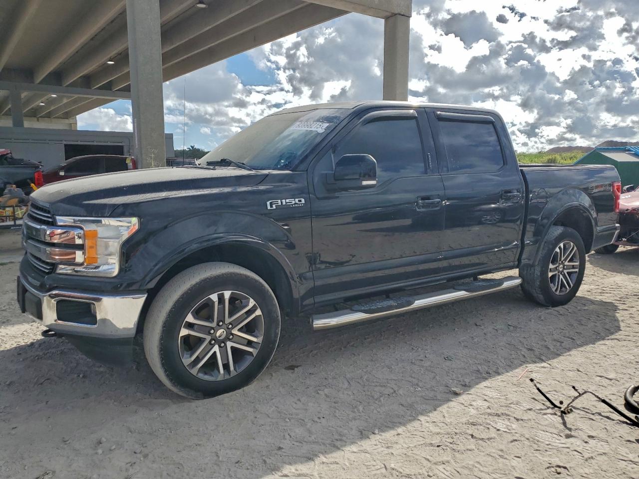 FORD F-150 SUPERCREW