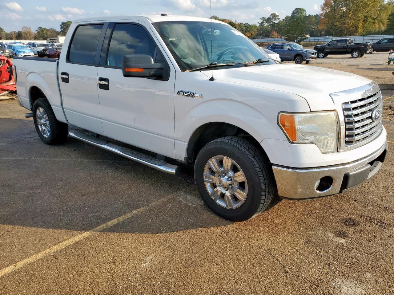 FORD F-150 SUPERCREW