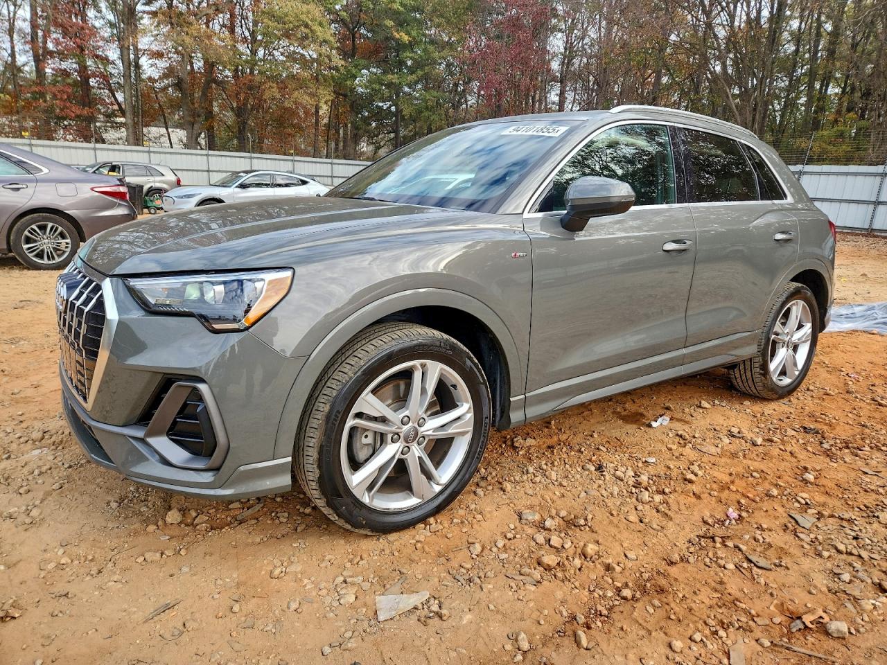 AUDI Q3 PREMIUM S LINE