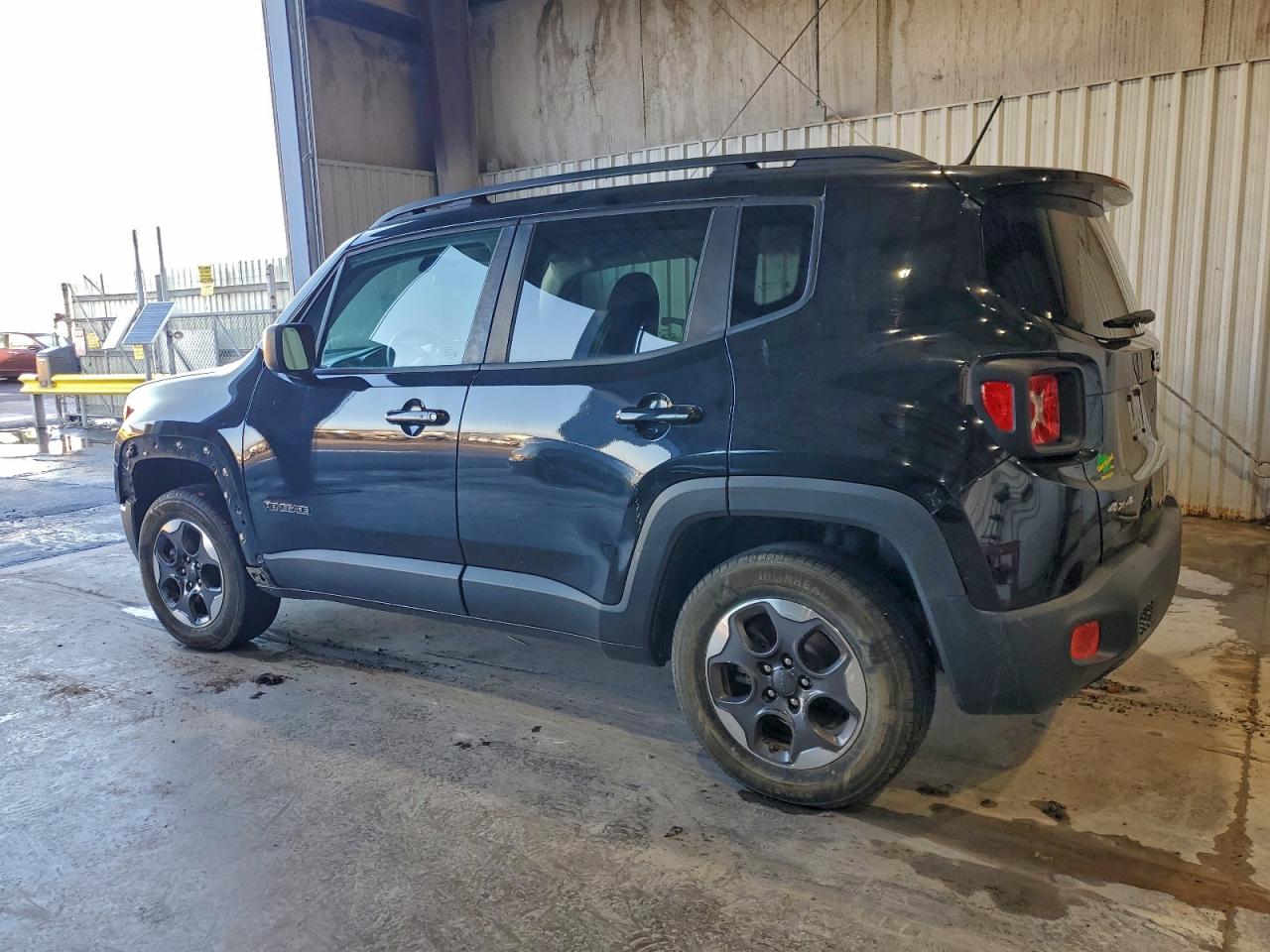 Lot #3311456247 2017 JEEP RENEGADE S