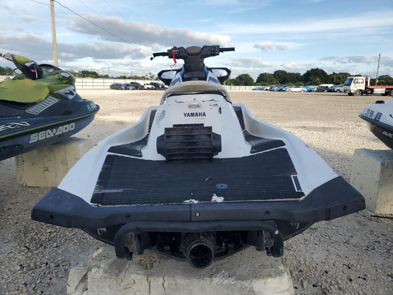 Lot #3296319457 2018 YAMAHA VX