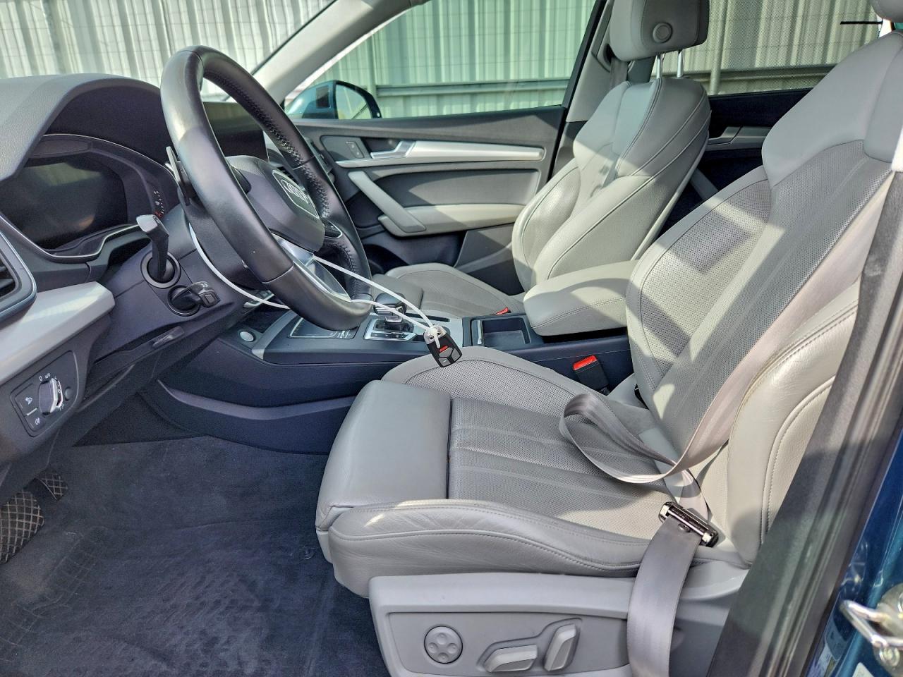 AUDI Q5 PREMIUM PLUS