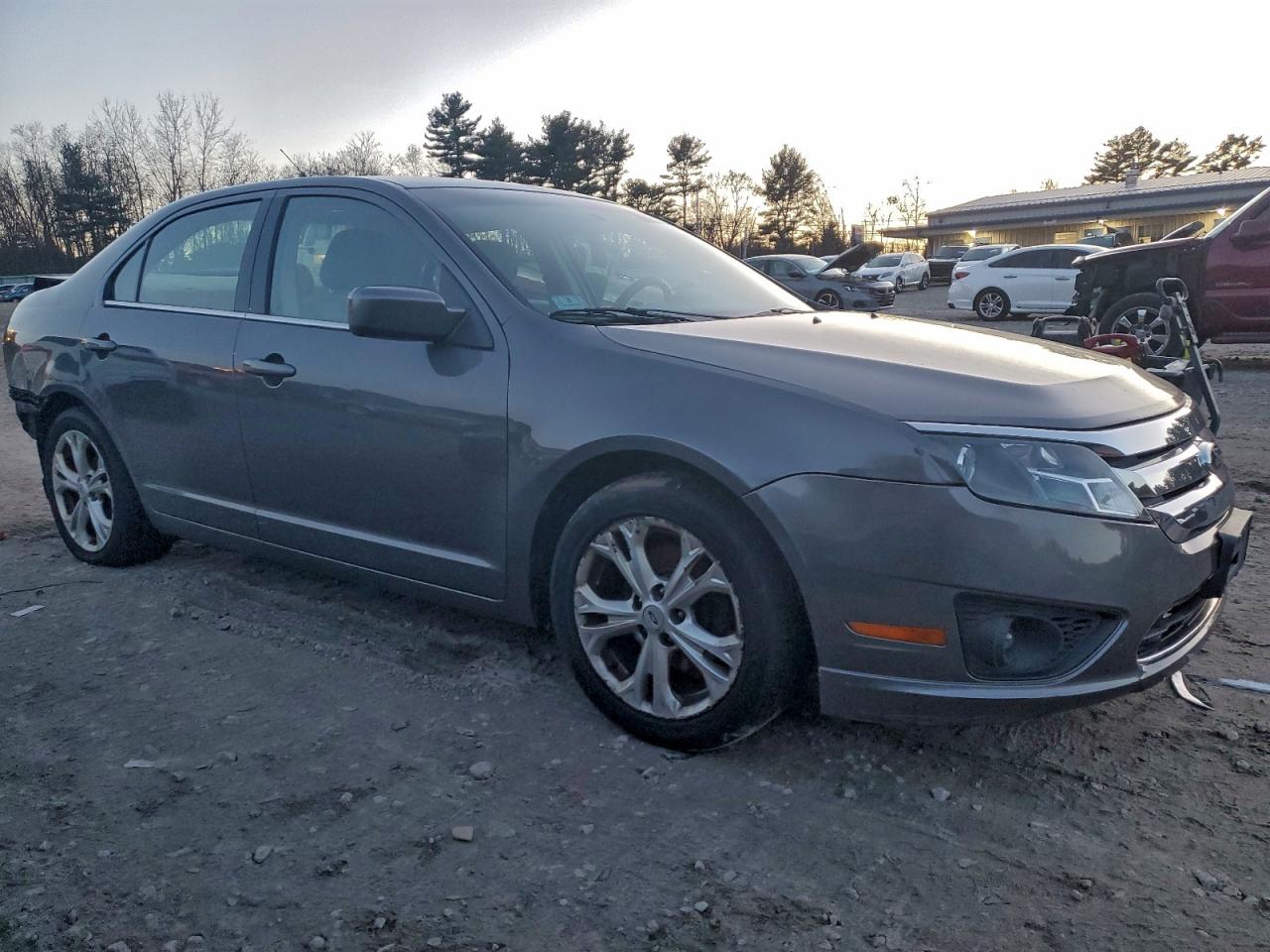 FORD FUSION SE