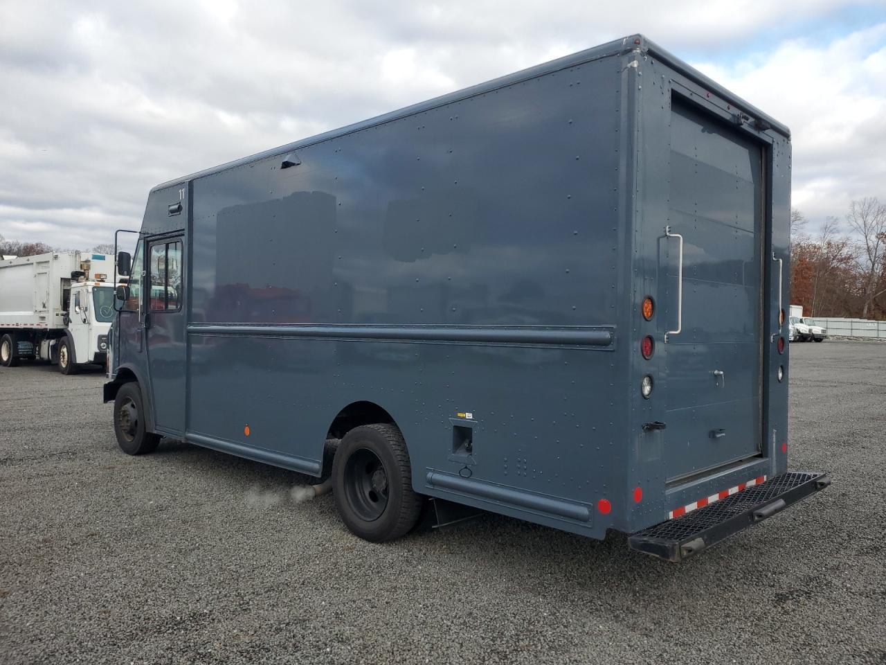 Lot #3312396118 2020 FORD F59